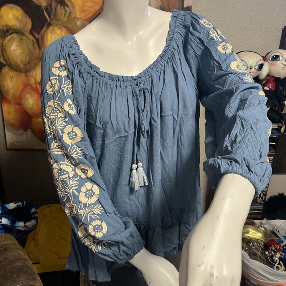 NWT Women’s Boho Embroidered Blue Blouse By Lola P Nwt - Picture 1 of 12